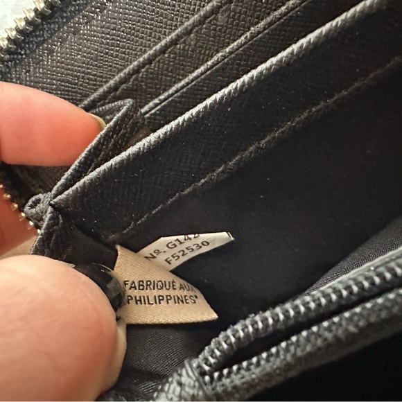 Coach Zebra Print Accordion Wallet F52530 - Picture 4 of 4